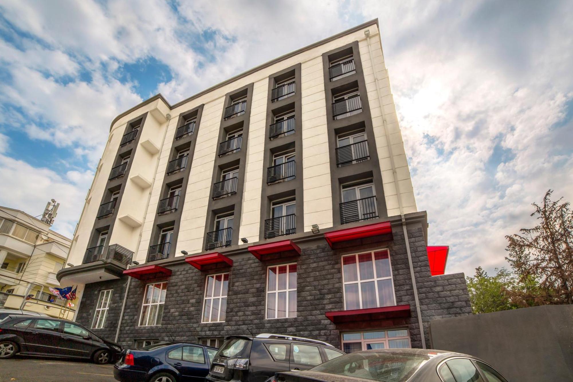 Hotel Grand Palace Tbilisi Exteriör bild